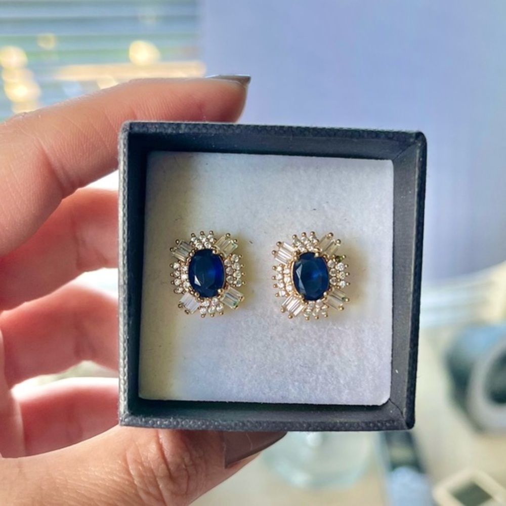 Royal Blue earring